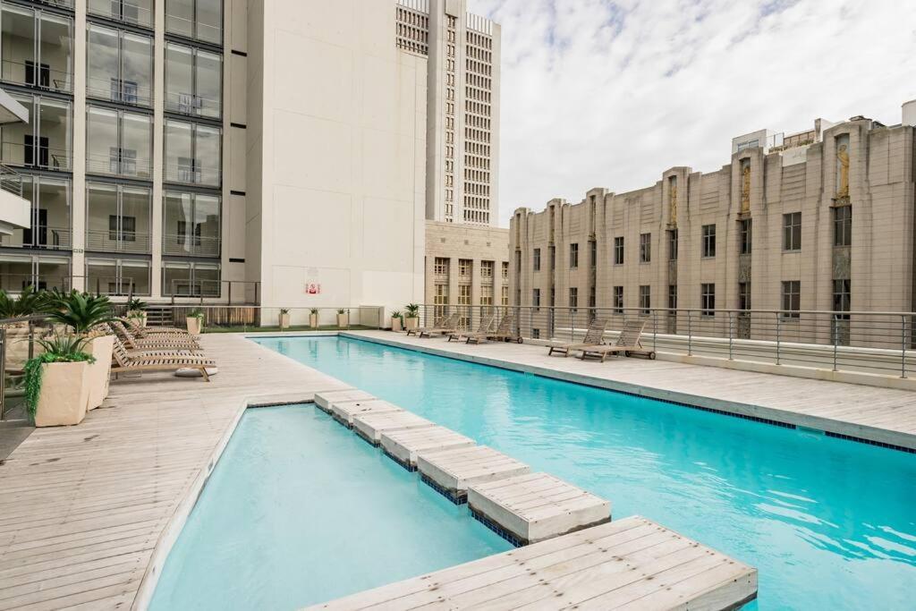 Smart Modern Living In Iconic Building In A Prime Location Cape Town